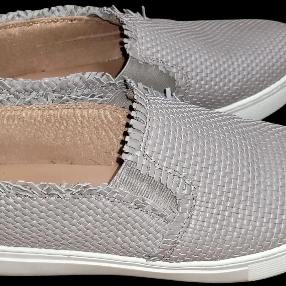Indigo Rd. Irkicky Shoes, Womens Size 8M, Taupe